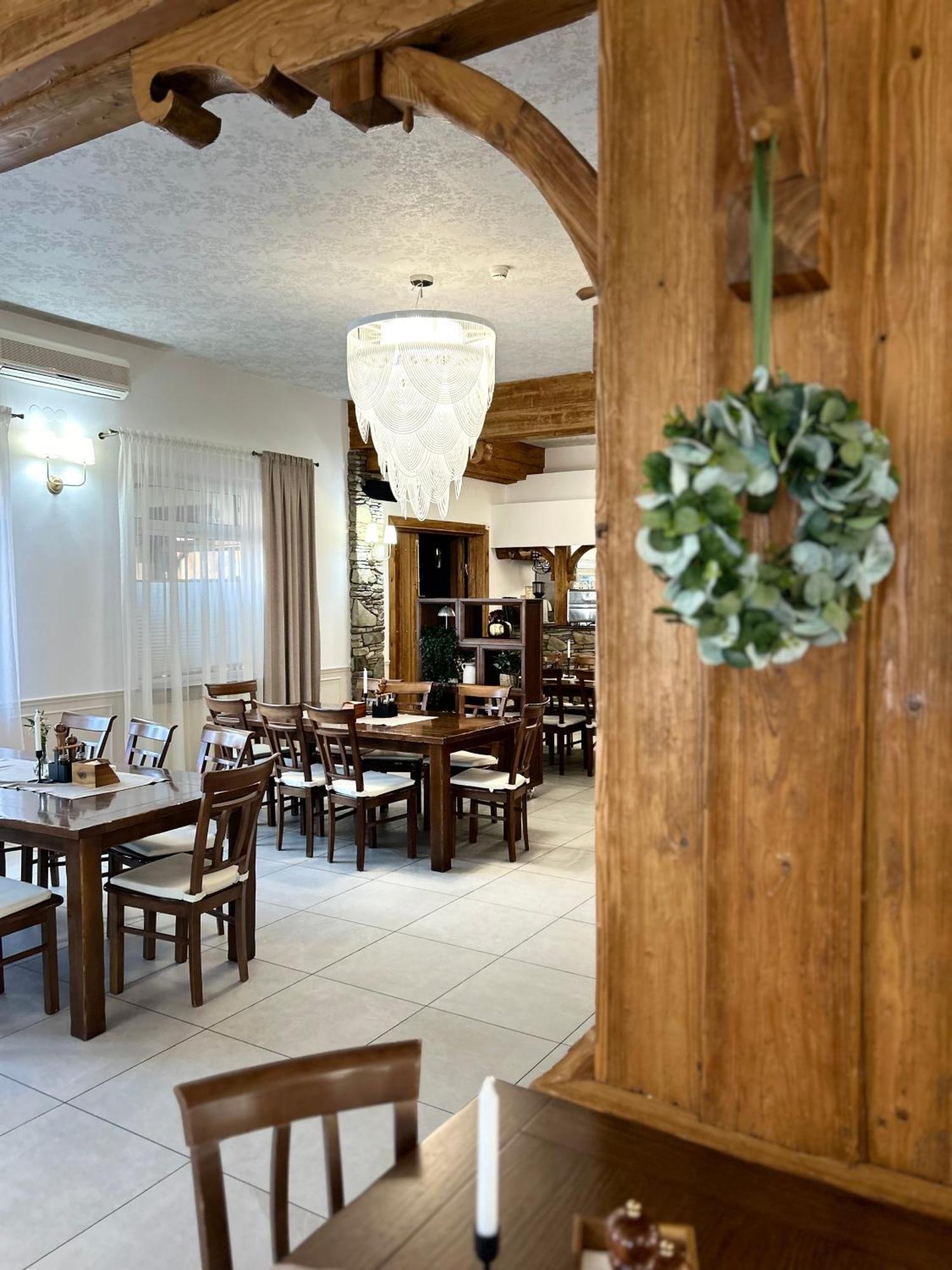Hotel Nad Raba - בוצ'ניה מראה חיצוני תמונה